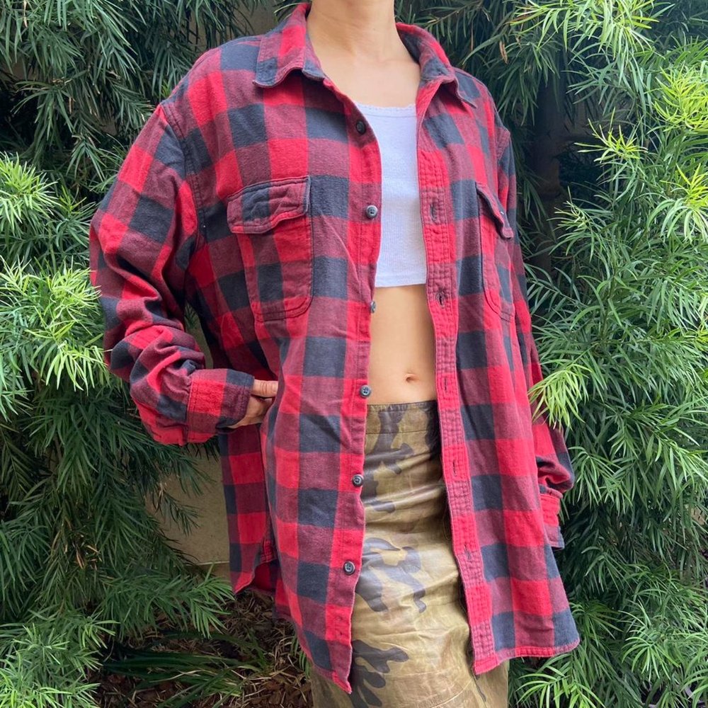 Grunge Oversized Flannel Plaid Button Shirt - Picture 11 of 12
